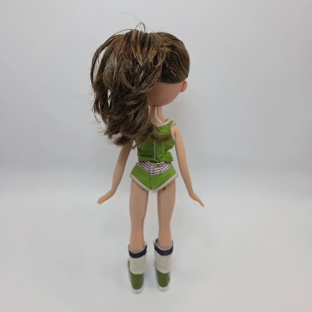 Vintage Bratz Play Sportz Blazin' Basketball Dana Doll with Basketball